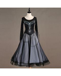 Long-sleeved Diamond-studded Waltz Dress  X3N-032
