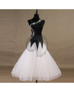 Printed dress Off-the-shoulder dress Rhinestone dress Rhinestone dress X3N-082