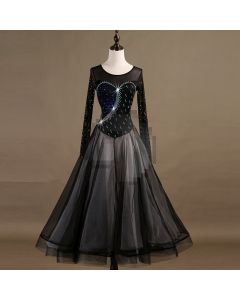 Long-sleeved Diamond-studded Modern Dress  X3N-108